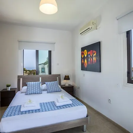 Βίλα Konnos Blue